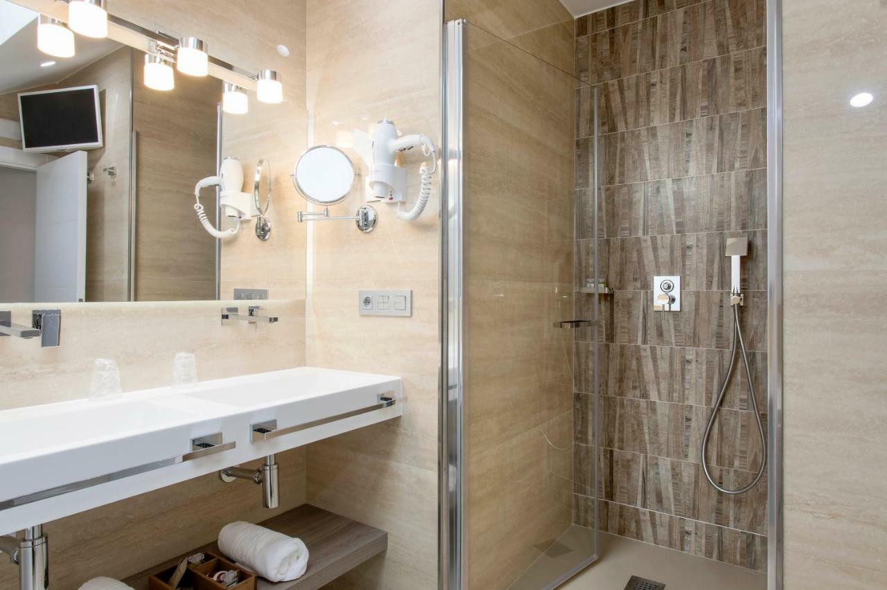 סדריה Hostal Praia Madalena מראה חיצוני תמונה